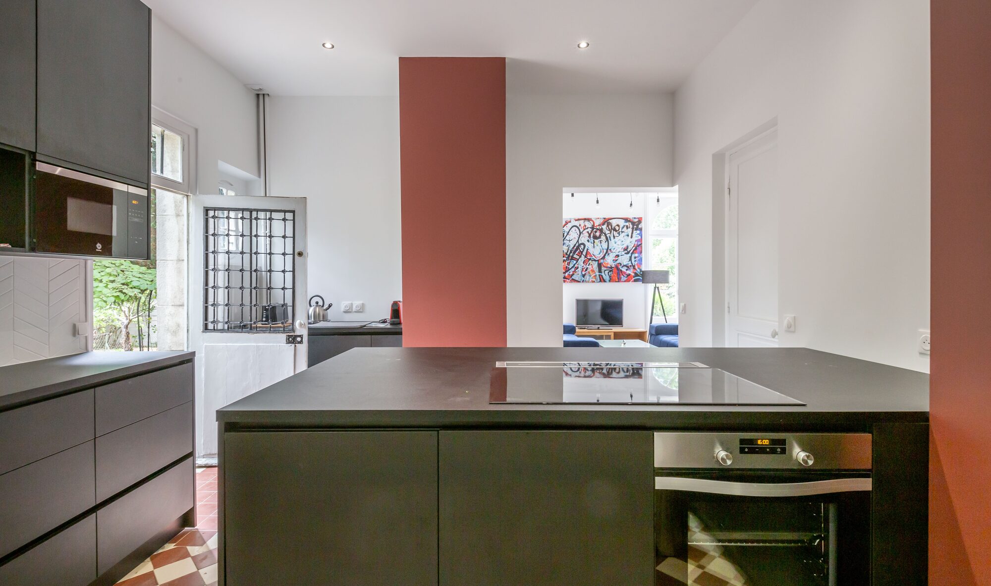 Cuisine — perspective vers le salon